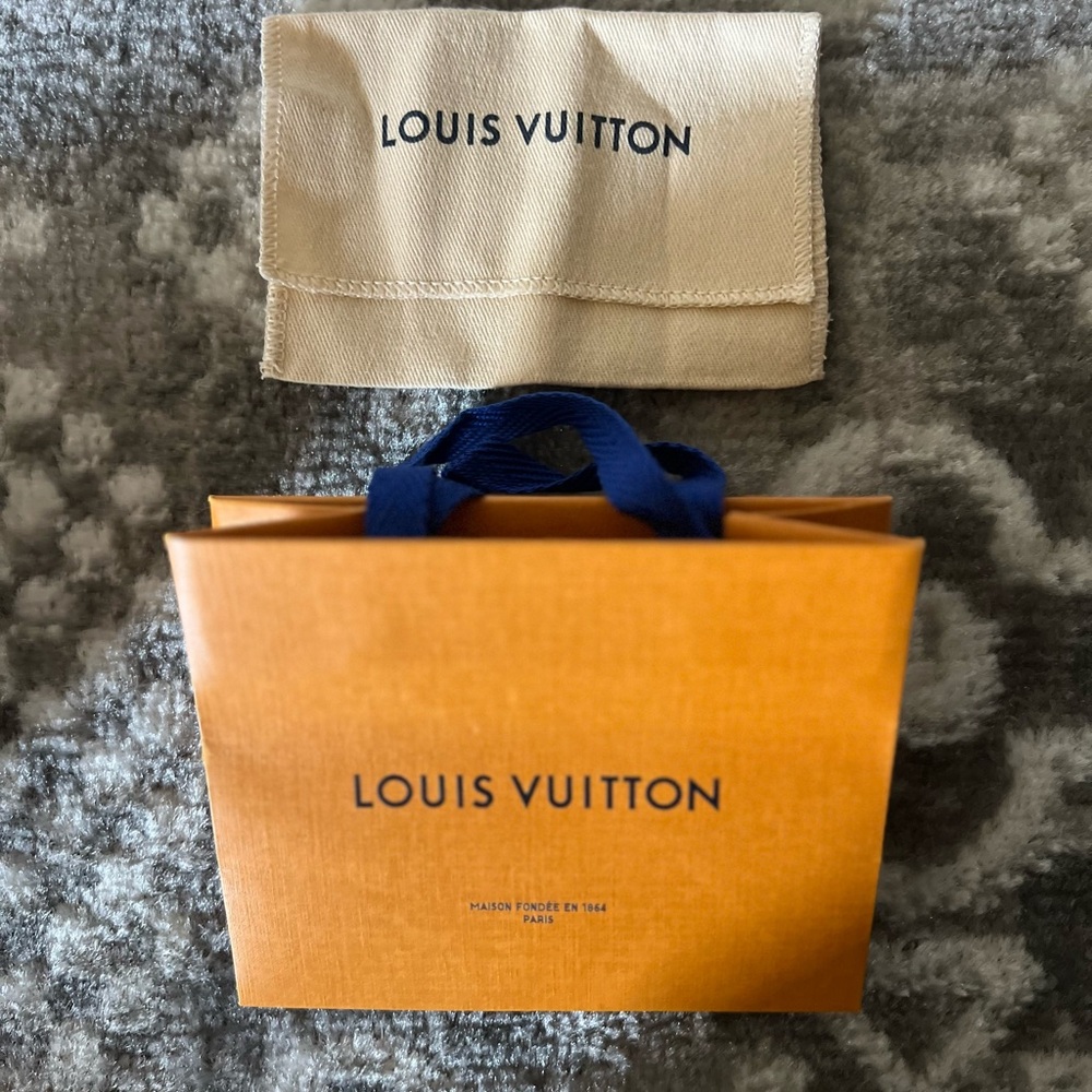 SOLD! Louis Vuitton jewelry dustbag and bag